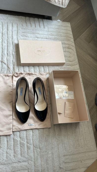 Туфли Prada черные 39р