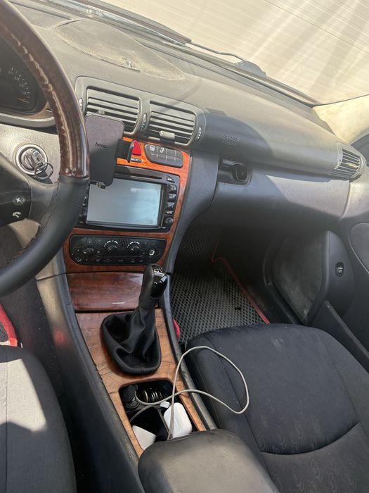 Mercedes benz c180 w203 сатуга