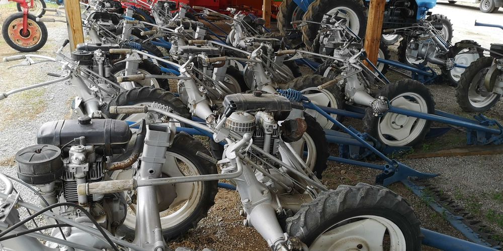 земеделска техника испорски предлага 2 и3 и 4колесни косачки БЧ