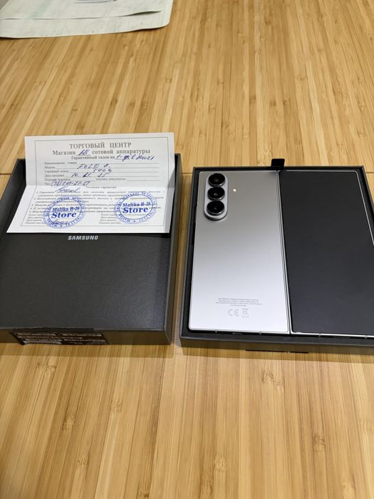 Samsung Z Fold 7 Silver 12/256, IMEI, гарантия до ноября 2026