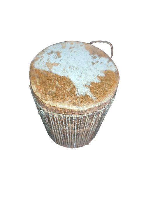 Tobă africană tradițională ( djembe )
