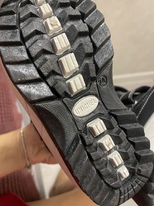 Ботинки фирма юничел