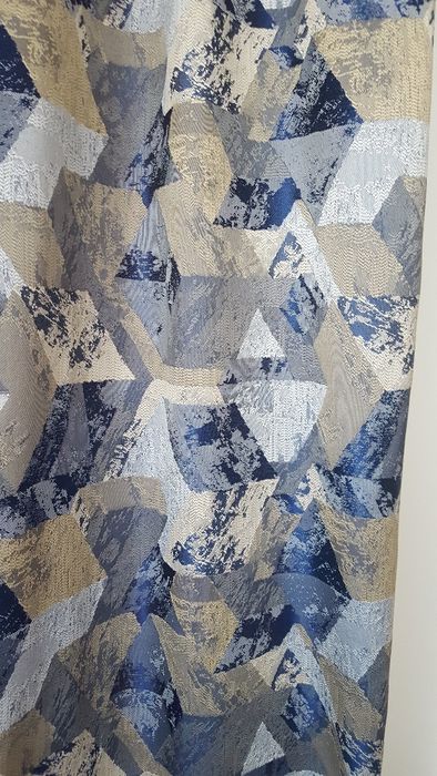 Нови стилни плътни завеси