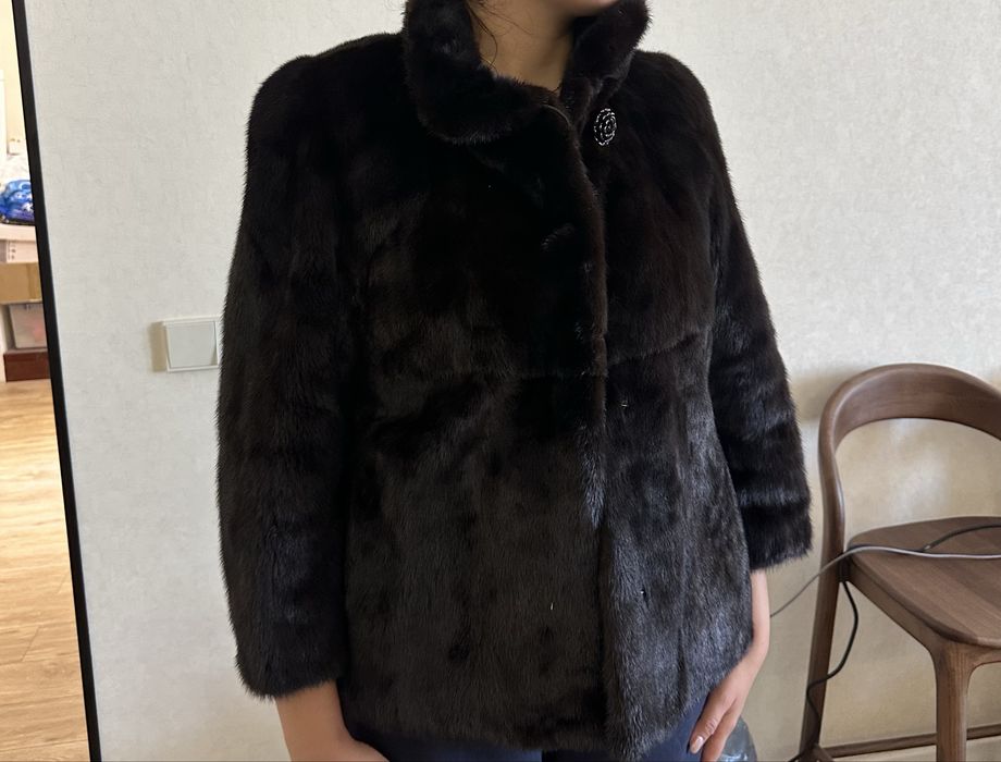 Продам норковую шубу