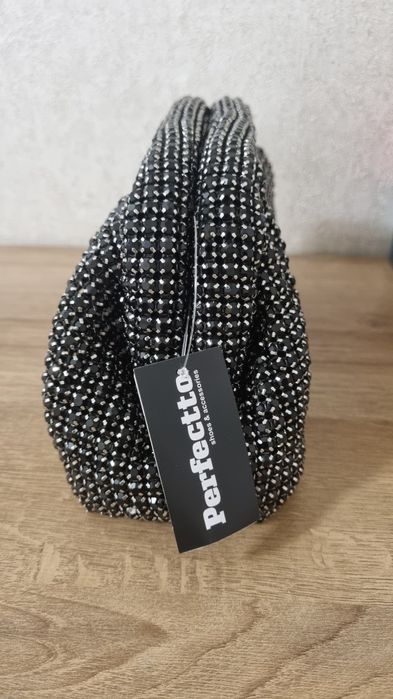 Продам клатч новый