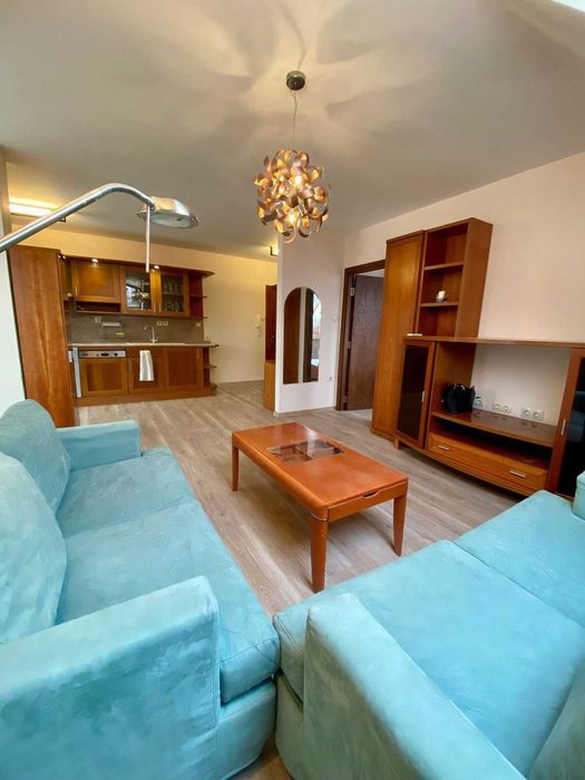 Дава се под наем Двустаен апартамент в София, Лозенец - 64 кв.м за 700 € - Снимка #2