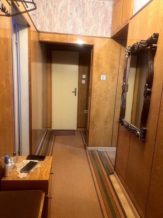 Продава се Тристаен апартамент в Добрич, Център - 93 кв.м за 987 €/кв.м - Снимка #11