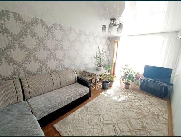 Сдам 2 комн квартиру район Казиту