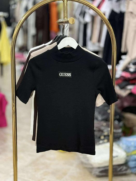 Дамски спортно елегантни блузи