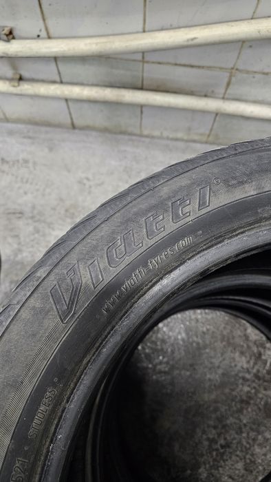 Зимние Шины 215/50/17