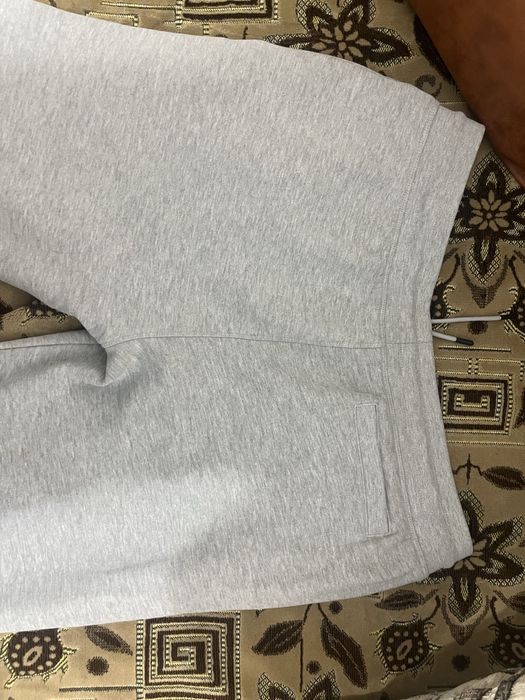 Pantaloni de trening GUESS