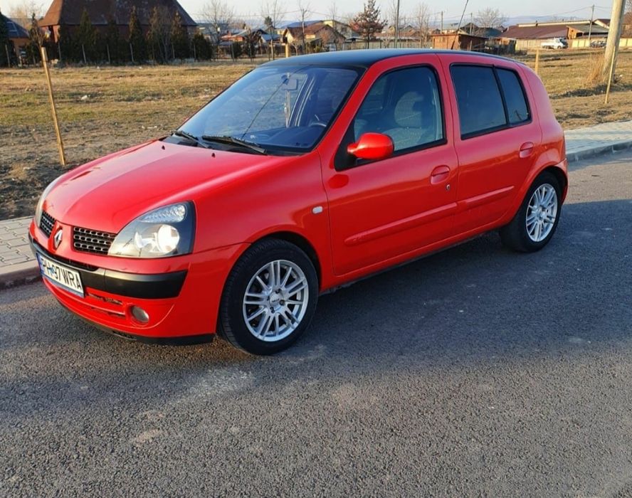 Vand clio 2 colantata total!