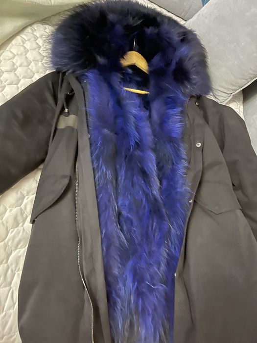 Парка, внутри песец.