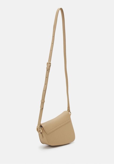 Geanta crem de mână