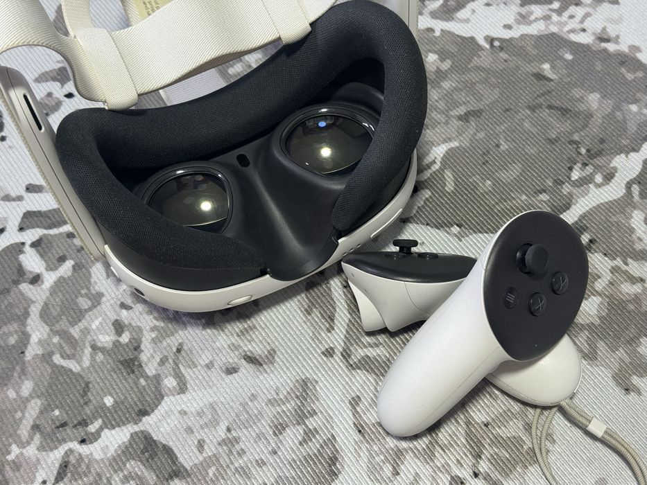Meta Oculus Quest 3