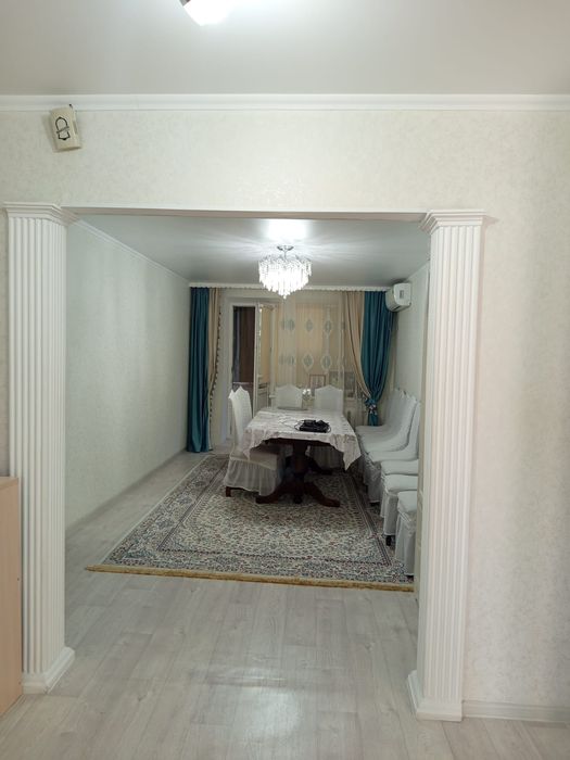 Продам 4 комнатную квартиру.