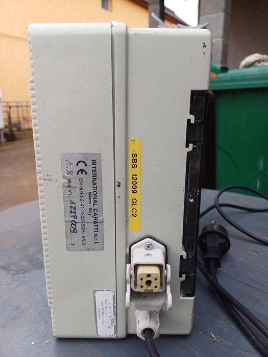 Robot pentru curățat piscine.