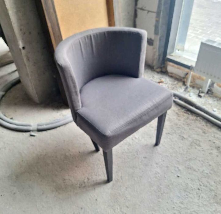 Продам кресла, диваны, стулья много