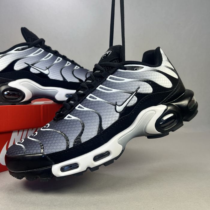 Nike Air Max Plus TN "Grey Mettalic"! НОВИ!