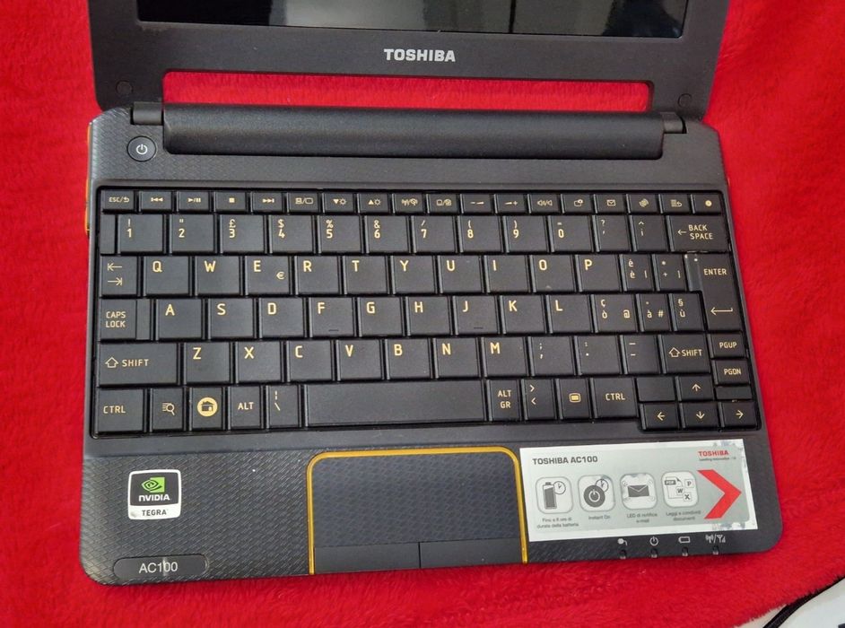 Laptop Toshiba Android