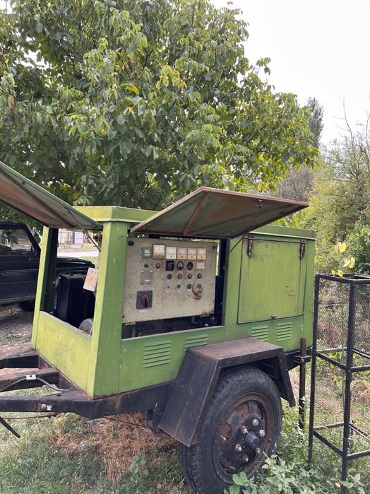 Генератор за ток 30kw трифазен