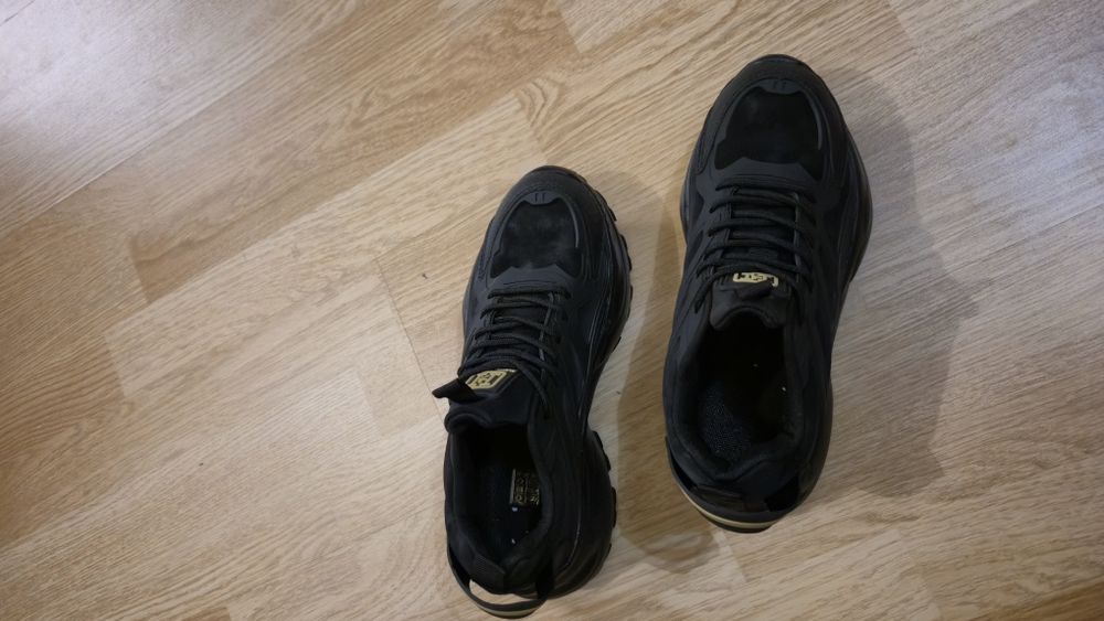 Дамски маратонки 39