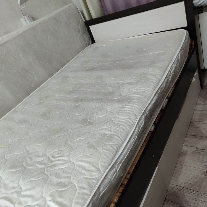 Продам кравать полуторку