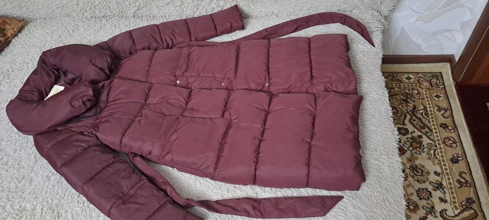 Зимняя куртка  размер М