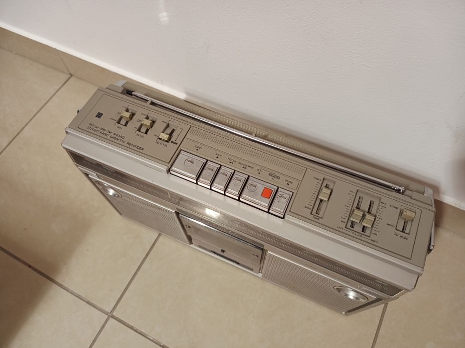 Colecție audio funcționale sau decor