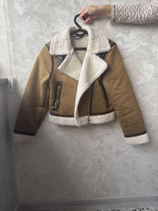 Ayollar kiyimi holati idealniy yangi firminiy kiyim kechak