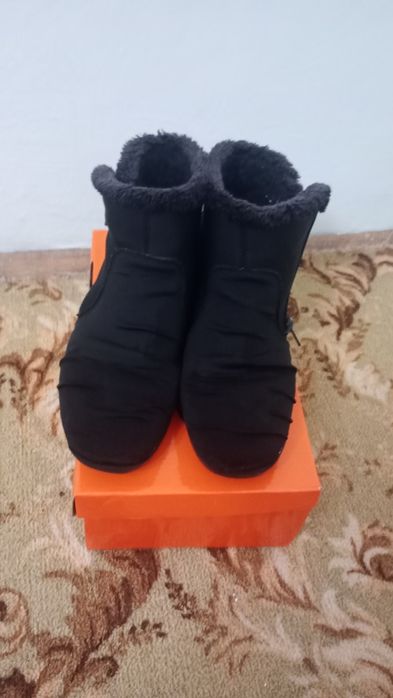 Зимни боти за момиче