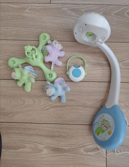 Въртележка на Fisher Price с прожекция