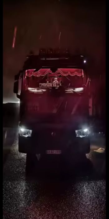 Комплект от 2 бр. по 60 см. светещи ЛЕД LED очи за предно стъкло