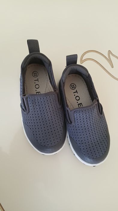 Детская.     обувь