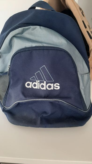 Rucsac adidas și nike