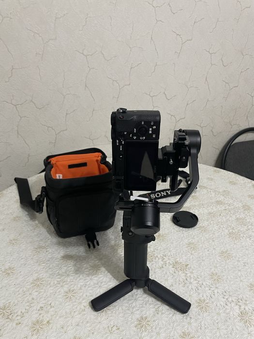 Стабилизатор DJI RS 3 Mini.