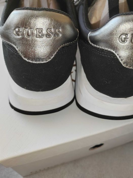 Дамски сникърси Guess