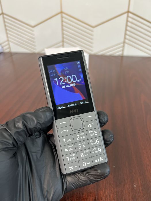Кнопочный телефон Nokia 150 Music