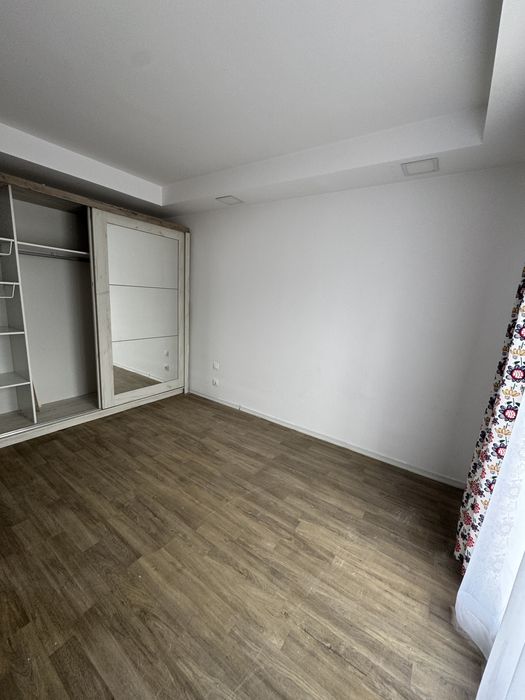 Vila Spatioasa 3 camere Cosmopolis