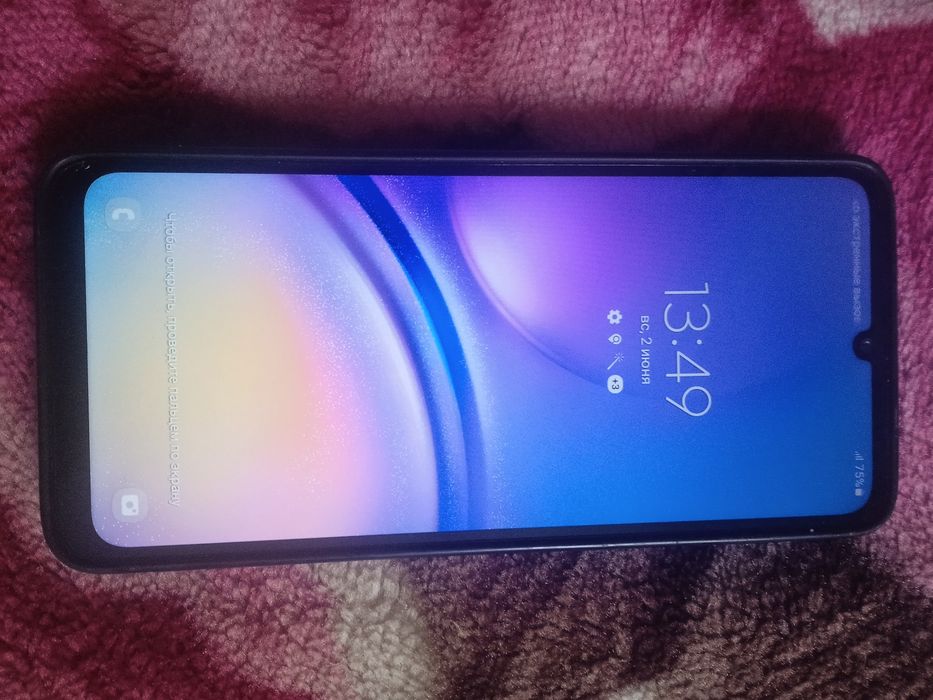 Продам телефон Самсунг а05