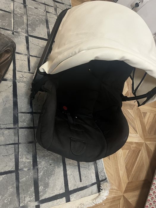 Carucior 3 in 1 Babyfond - stare foarte buna