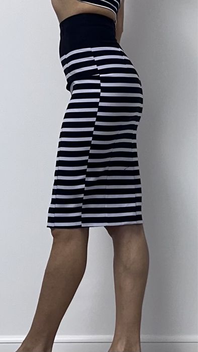 Fusta conica de dama