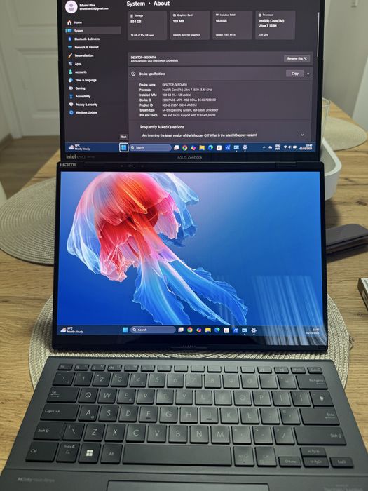 Vand Laptop ASUS Zenbook Duo ux8406ma