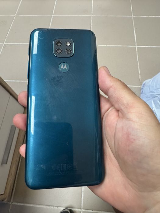 Motorola Moto G9 Play 64gb - отличен