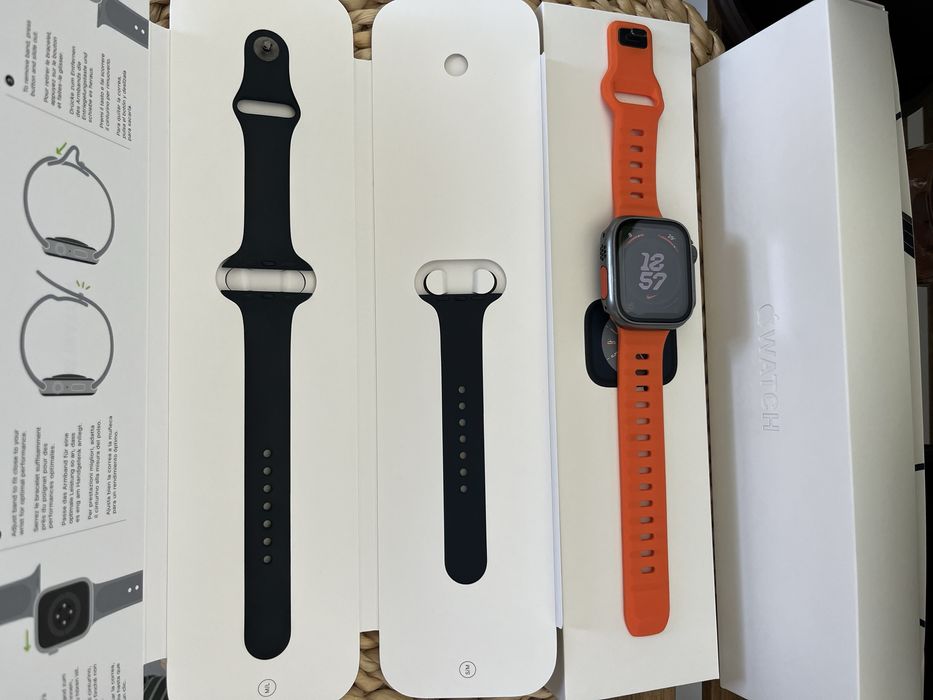 Apple Watch Series 8  45 mm