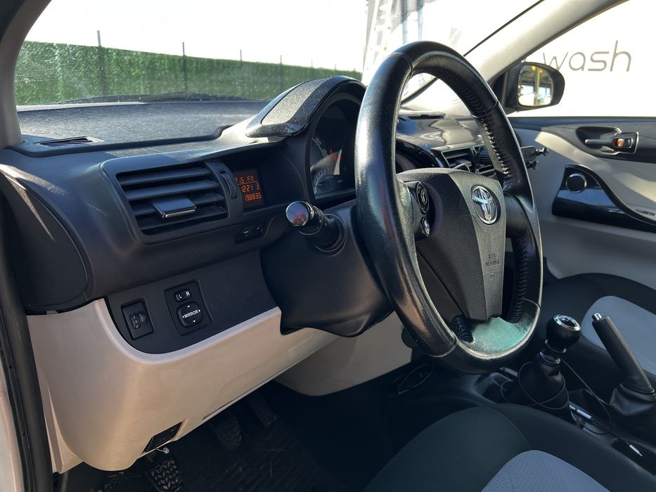 Toyota IQ (2012) - stare foarte buna