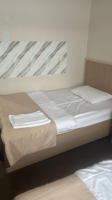 Продам кровати за 10000 с матрасом