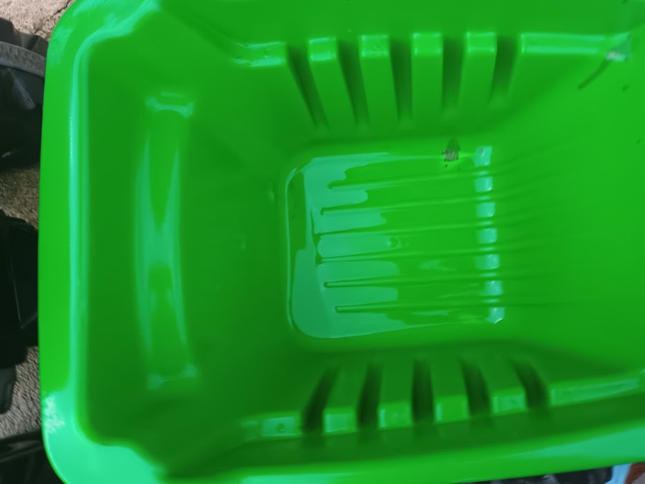 Tractoras cu pedale pentru copii