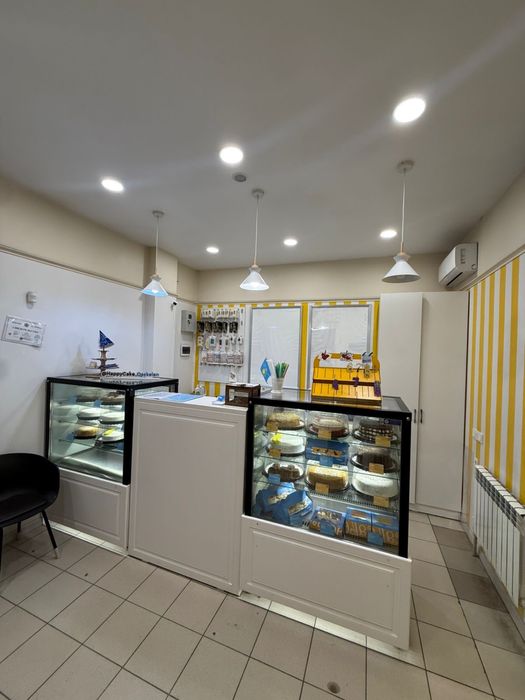 Холодильная витрина