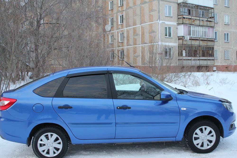 Гранта лифбек 2022